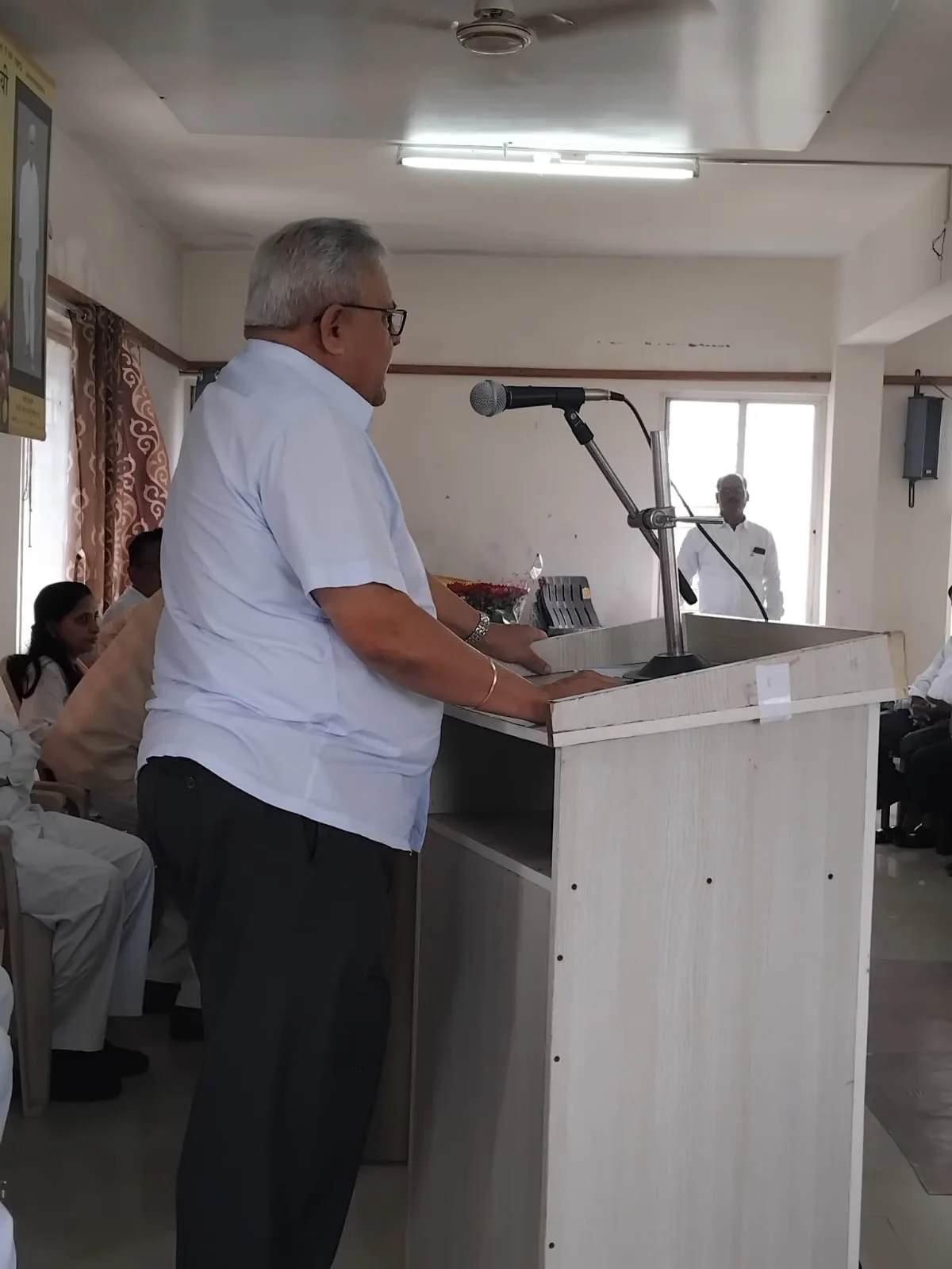 वृद्ध सेवाश्रम छायाचित्र