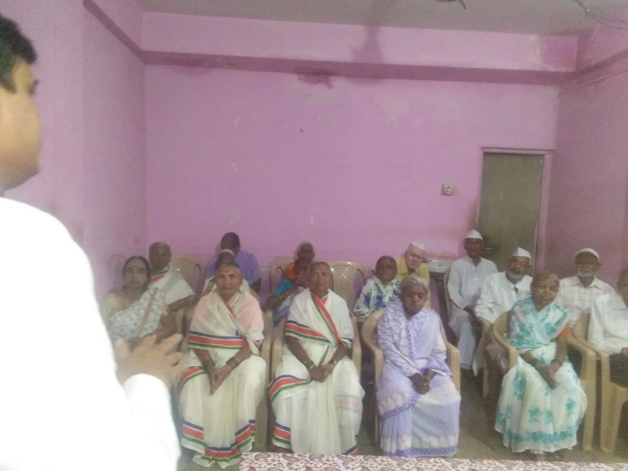 वृद्ध सेवाश्रम छायाचित्र