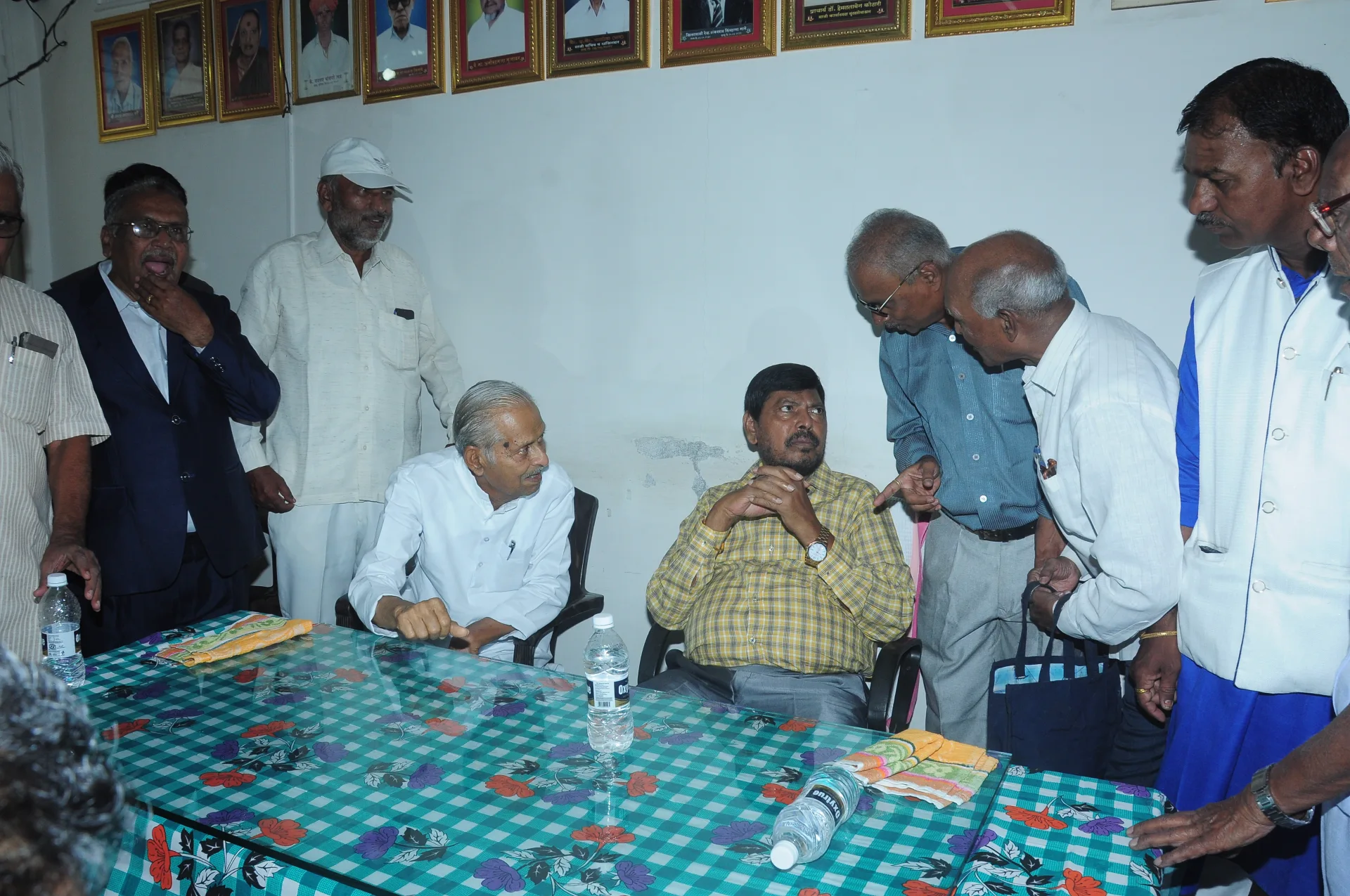 वृद्ध सेवाश्रम छायाचित्र