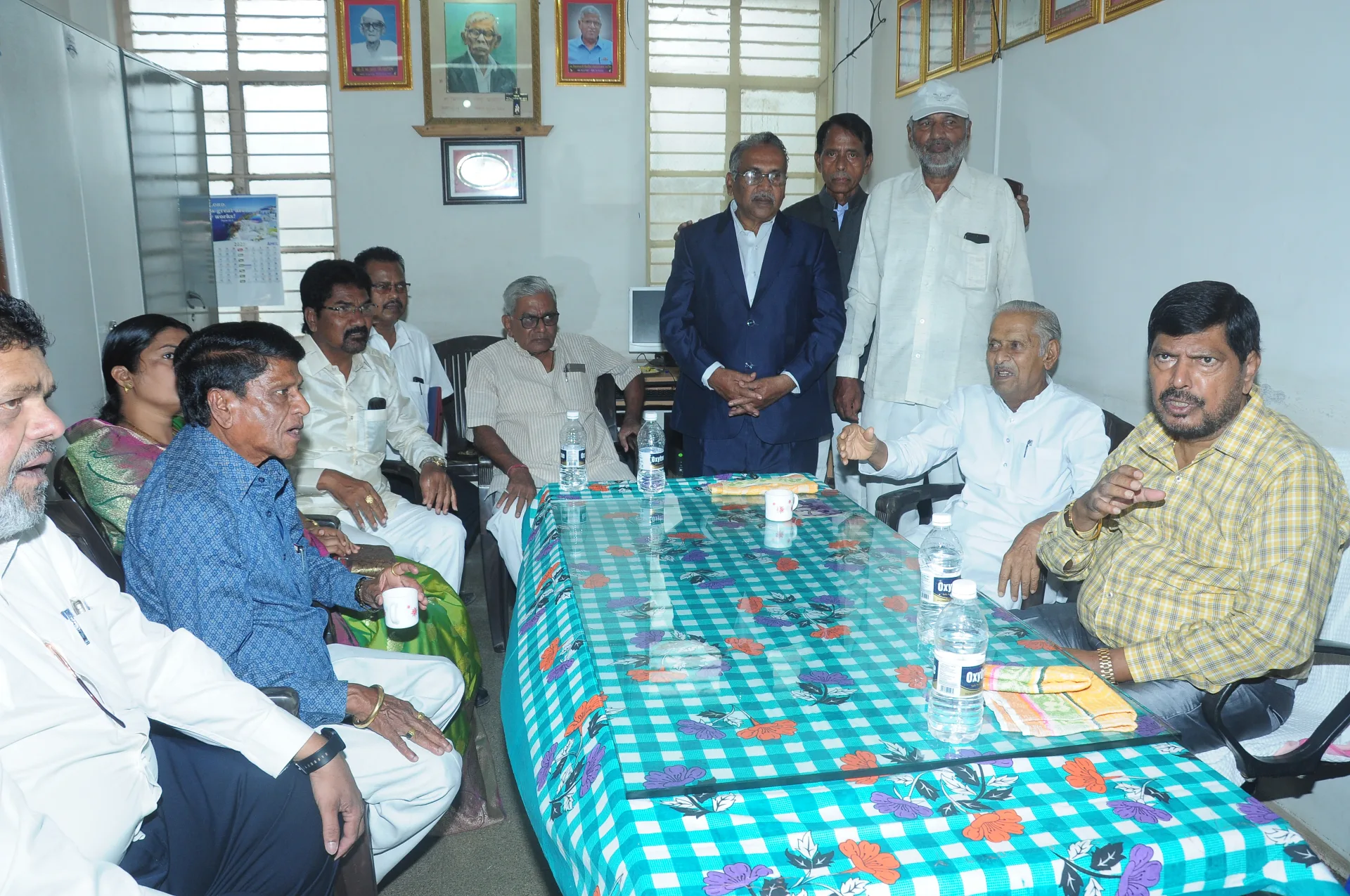 वृद्ध सेवाश्रम छायाचित्र