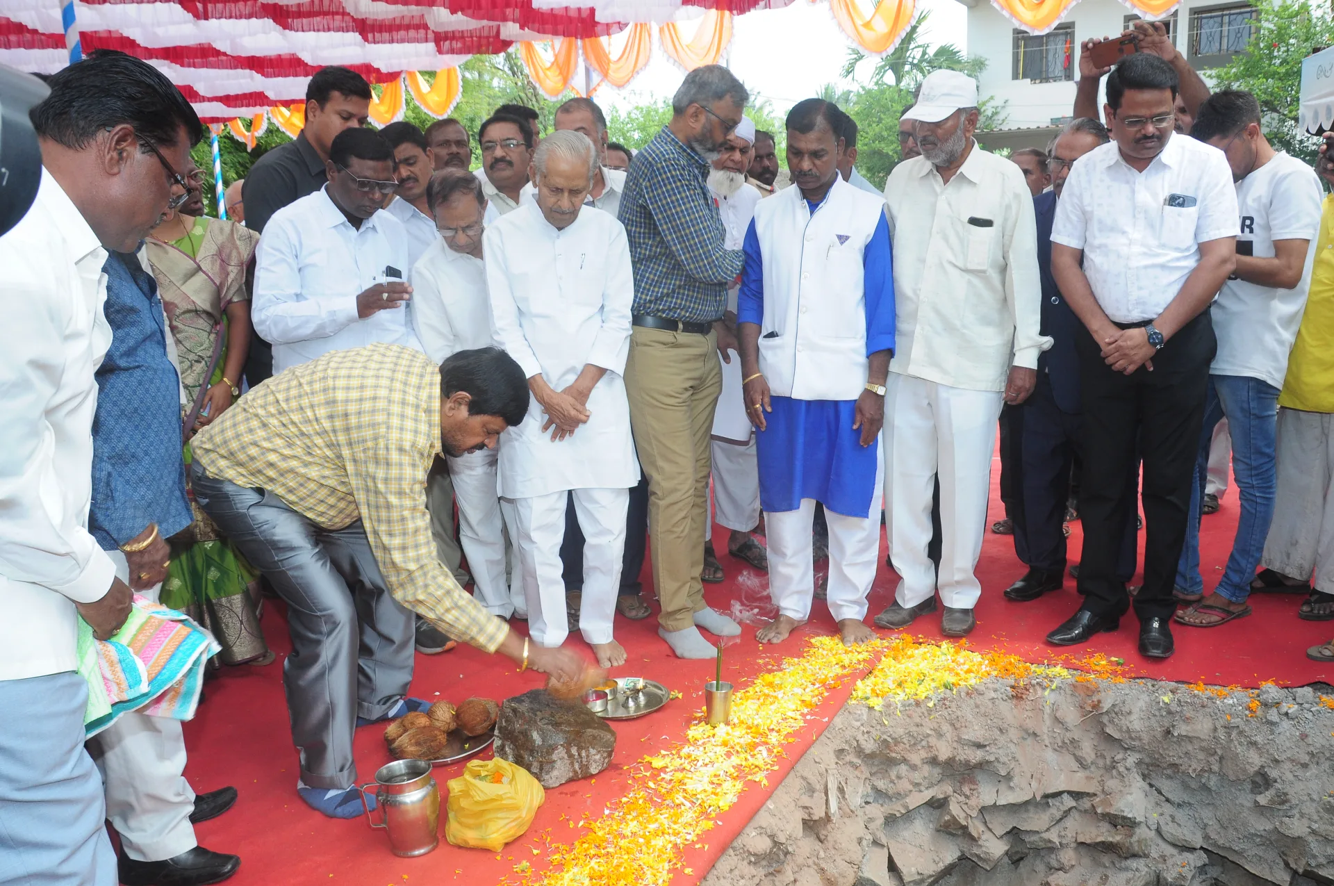 वृद्ध सेवाश्रम छायाचित्र