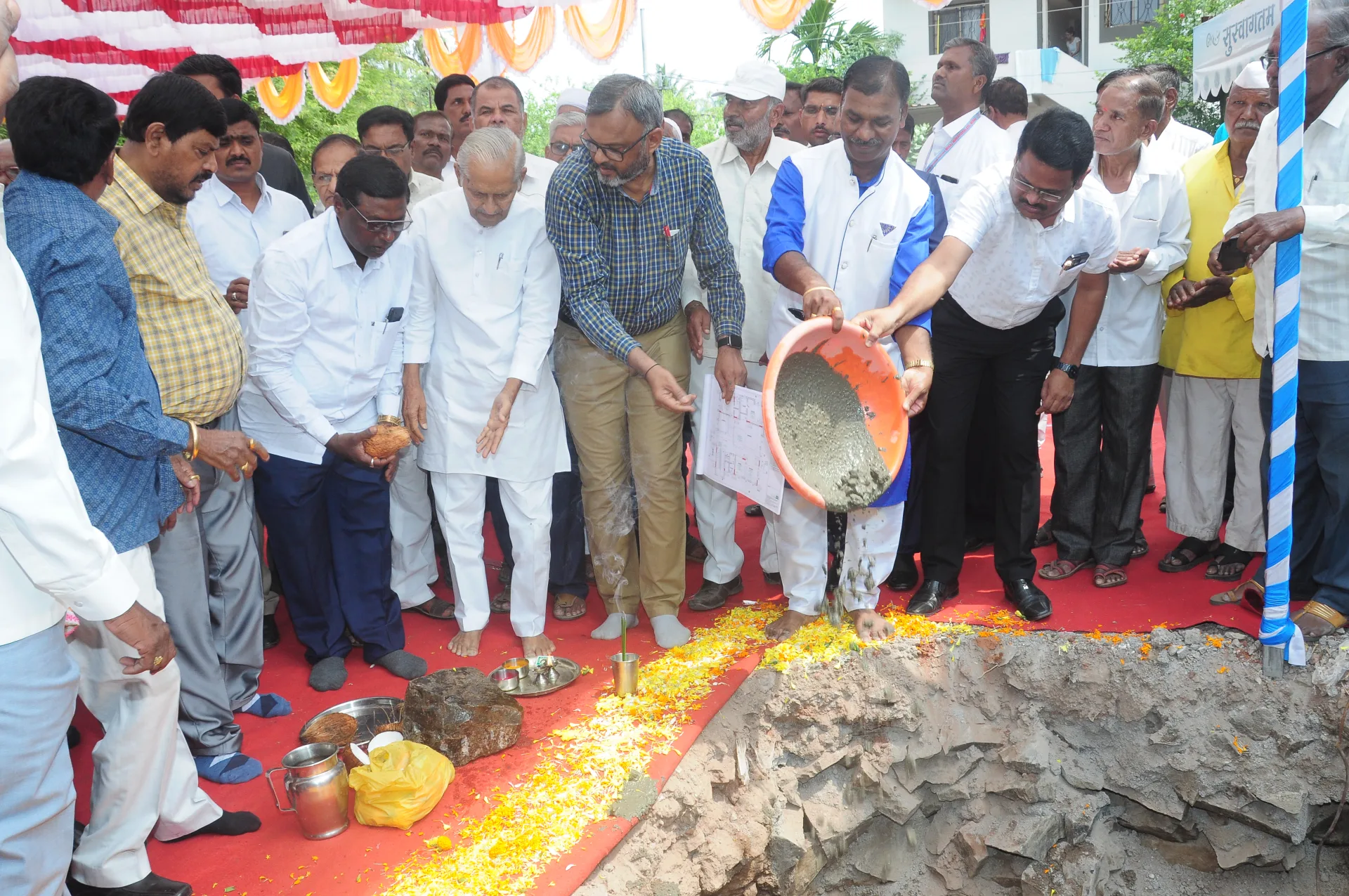 वृद्ध सेवाश्रम छायाचित्र